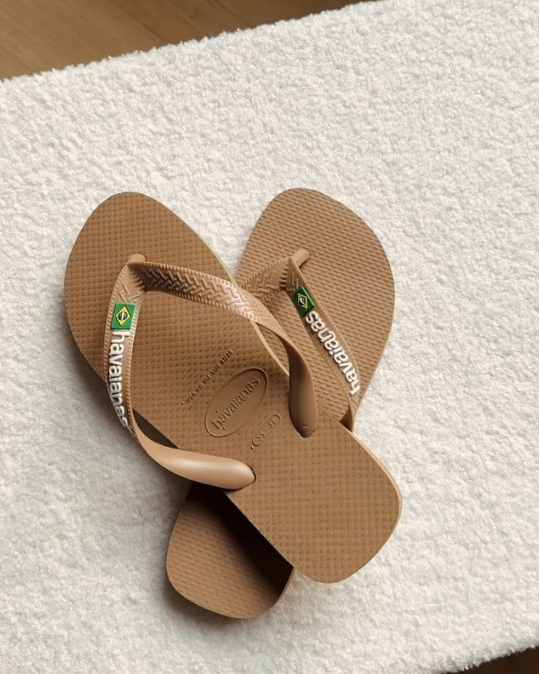 Chinelo Marrom Bandeirinha